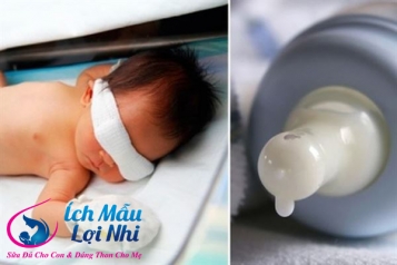 Đừng nhỏ sữa mẹ vào mắt trẻ sơ sinh nếu không muốn ân hận cả đời