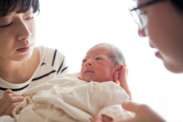 Dấu hiệu nhận biết sản phụ thiếu sữa, ít sữa