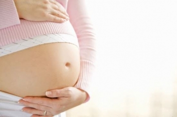 Giúp mẹ sinh thường vượt qua nỗi sợ hãi rạch tầng sinh môn