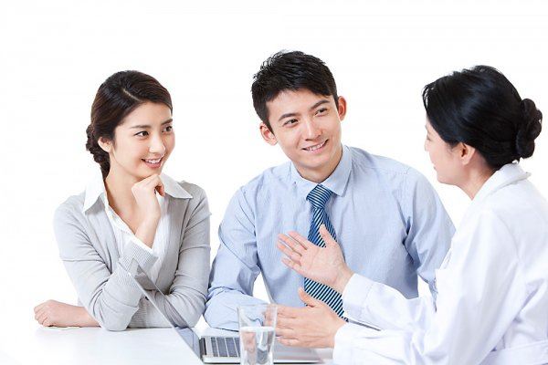 Có nên tiêm phòng trước mang thai không