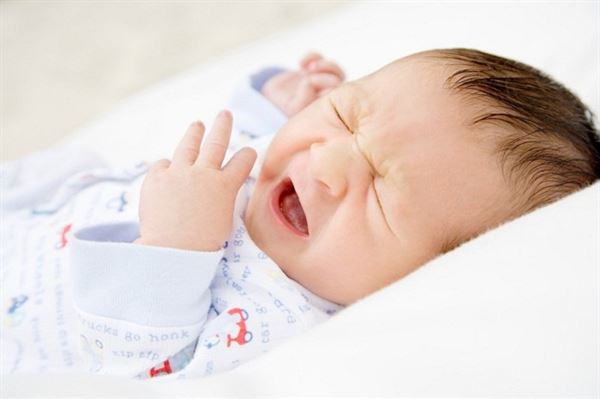 Nguyên nhân gây viêm phổi ở trẻ sơ sinh