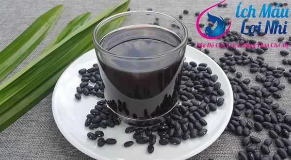 Nước đậu đen rang – “làm mát” sữa mẹ nhanh chóng